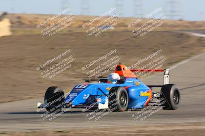 media/Oct-15-2023-CalClub SCCA (Sun) [[64237f672e]]/Group 3/Qualifying/